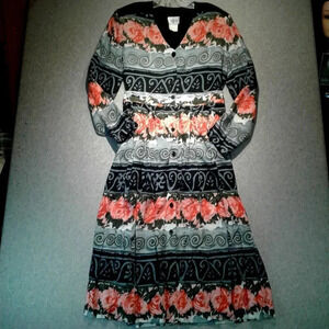 Jessica 2-piece Women's Black & Red Roses  Button Down Skirt & Blouse Size 14